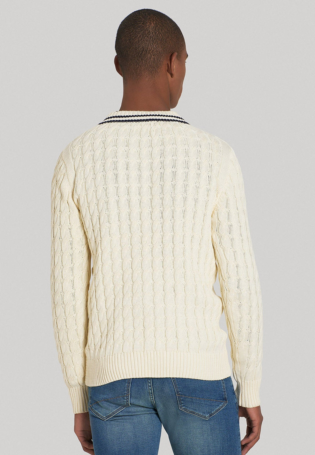 Beverly Hills Polo Club UK-HERALDIC CREST CABLE-KNIT V-NECK SWEATER OFF WHITE